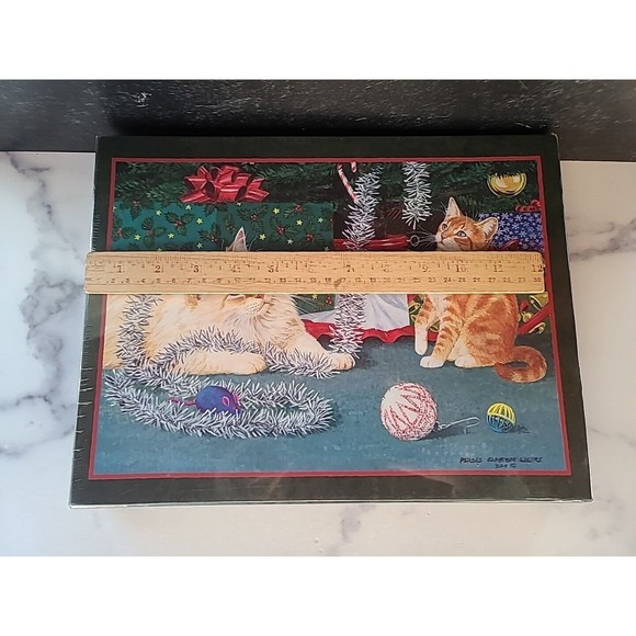 1000 Piece Puzzle Kitten Christmas 2014  29"W x 20"H New Sealed In Box - Picture 7 of 10
